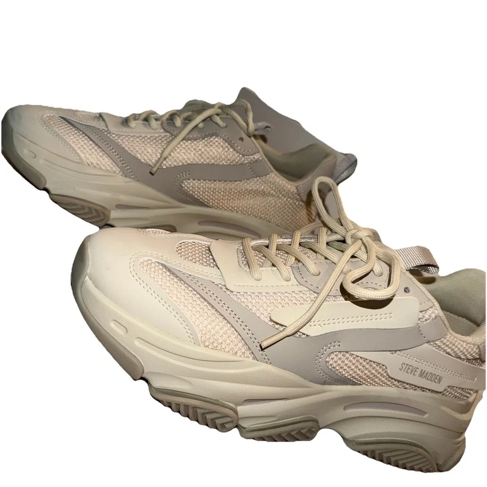 NEW Steve Madden 11 M Women's Possession‎ Sneaker Taupe/Suede IN BOX